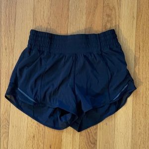 Lululemon HR Hotty Hot Short